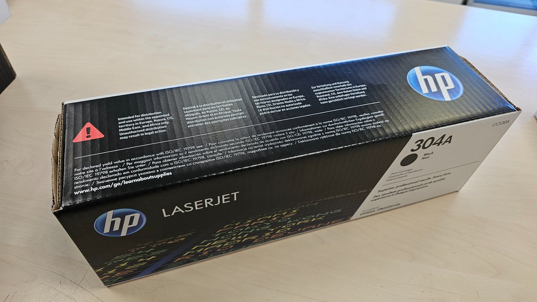 Hewlett Packard Cartouches & Toner: HP Toner 304A Black – Neuf avec emballage d'origine à Fahrwangen par walfra01