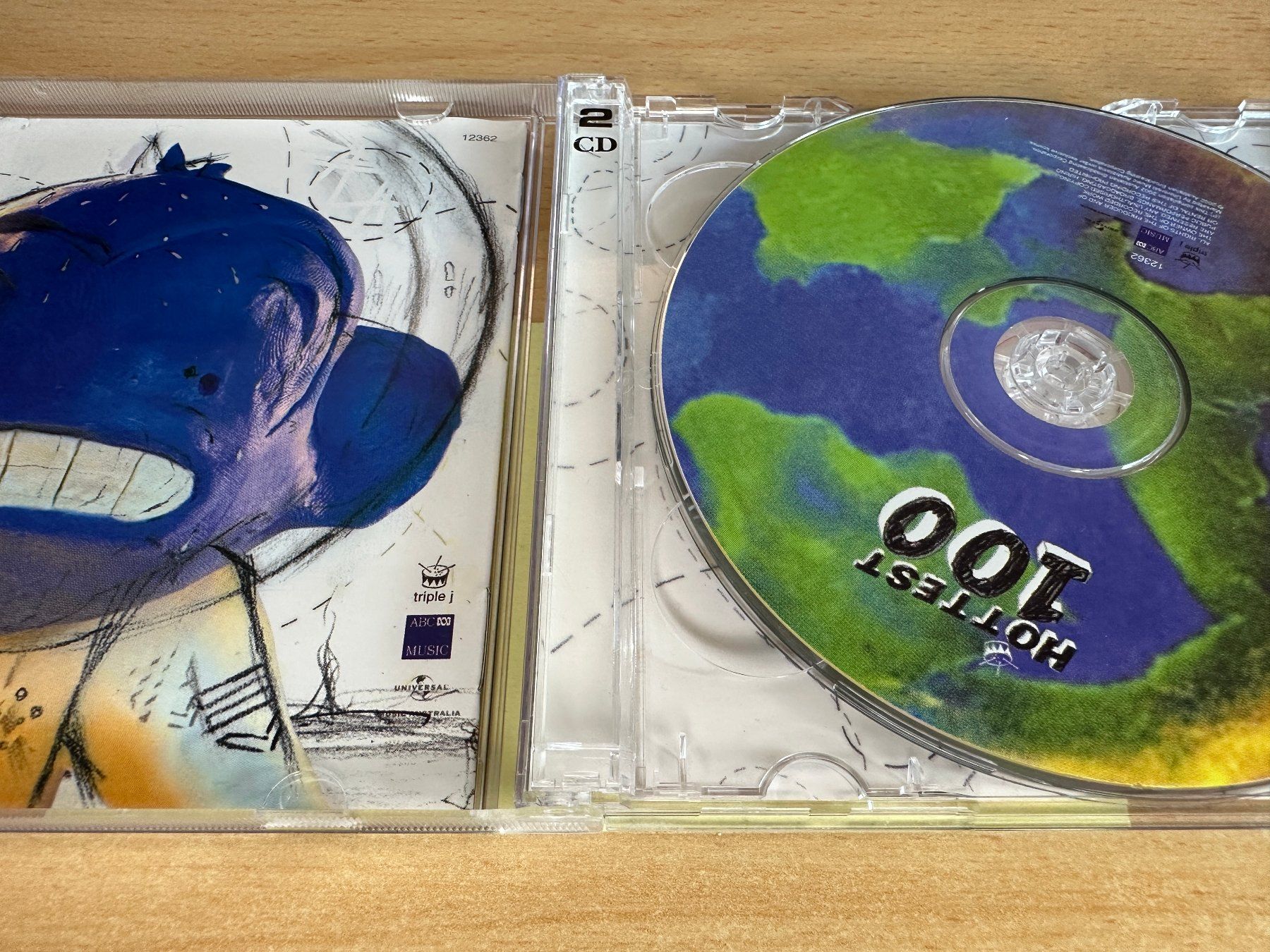 CD: Various – Triple J Hottest 100 Volume 9 - 2 CD – Usato da Rikon im Tösstal venduto da Alpenmutz 2