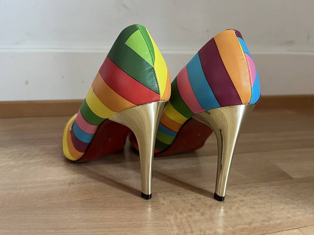 Damenschuhe: Neue High Heels Hr. 36 – Gebraucht aus Zürich von Deyaso 1