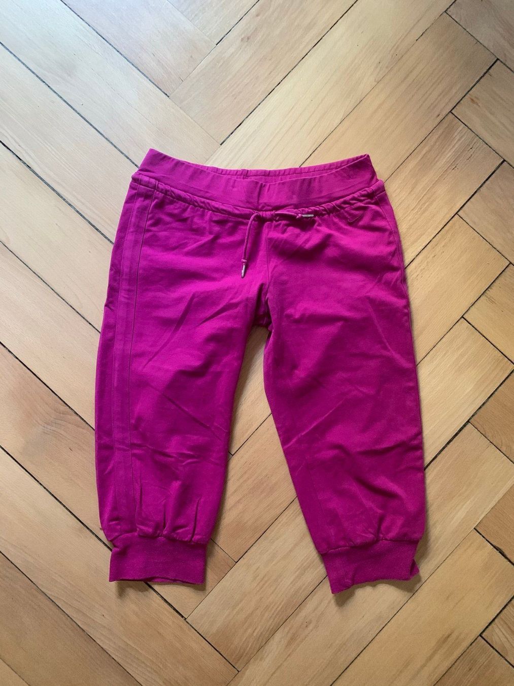 Nike Pantalons: NIKE - Trainerhose fuchsia S – D'occasion à Zürich par Diazaio