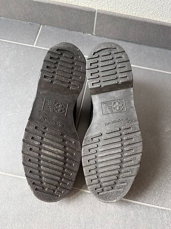Dr. Martens Scarpe da uomo: Dr. Martens 1461 Mono – Usato da St. Pantaleon venduto da g-mountain 2