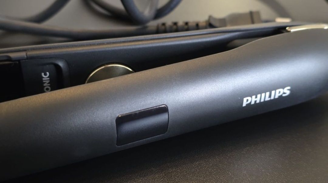 Philips Lockenstäbe & Haarglätter: Philipps haarglätter  – Gebraucht aus Zunzgen von Fleksi 1