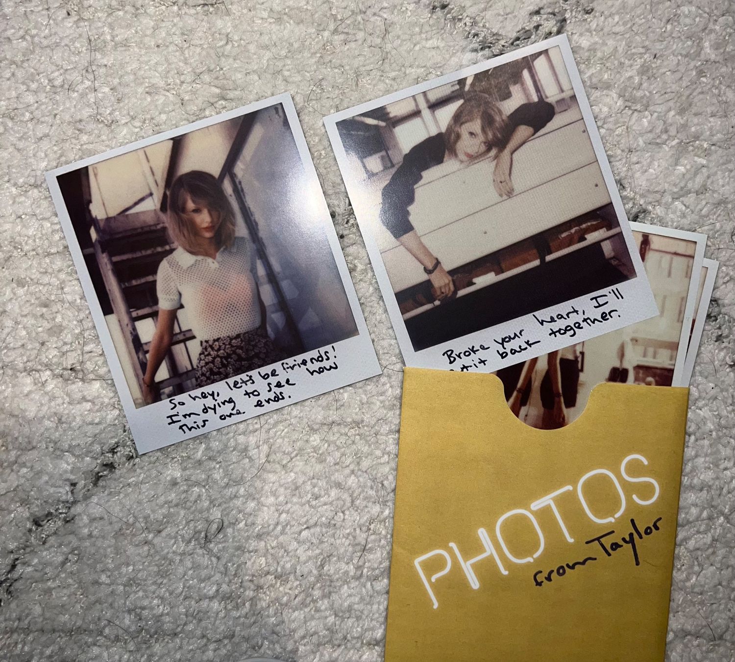 CDs: Taylor Swift CD 1989 mit Bilder – Gebraucht aus Luzern von  3