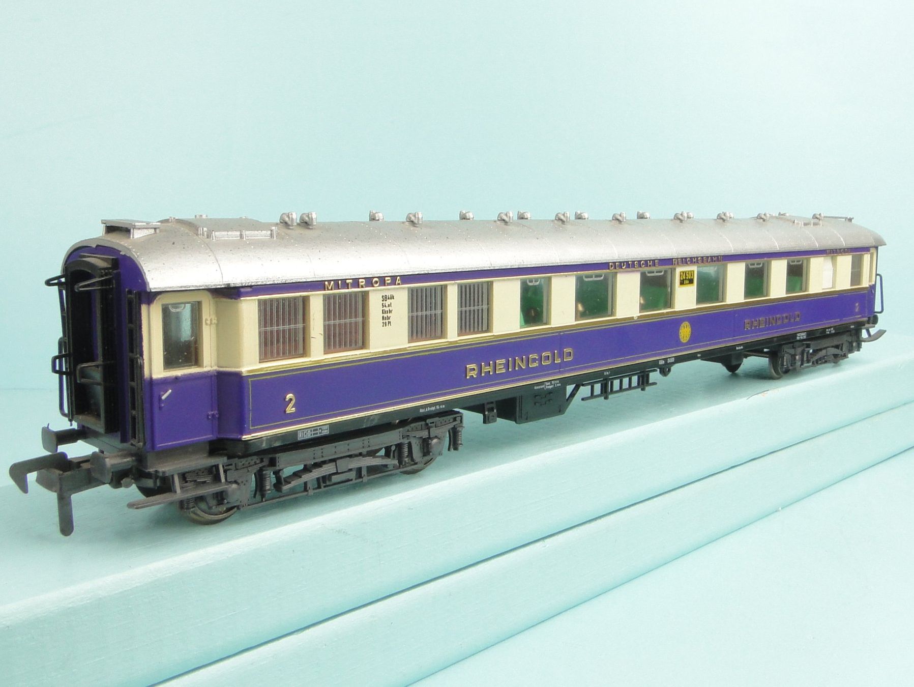 Liliput Modelleisenbahnen: Liliput/Fleischmann 825 00 Rheingold 2 Kl. – Gebraucht aus Bülach von cann11 1