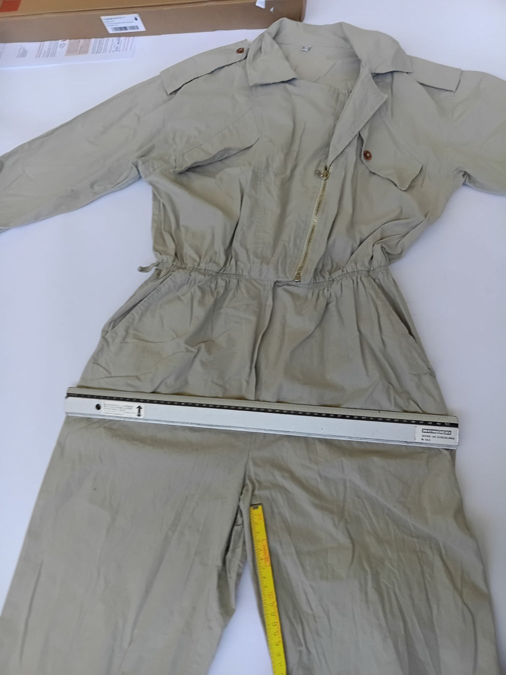 Jumpsuits: Damen Jumpsuit hellgrau mit Reissverschluss – Neu (gemäss Beschreibung) aus Wängi von Ladys_First 4
