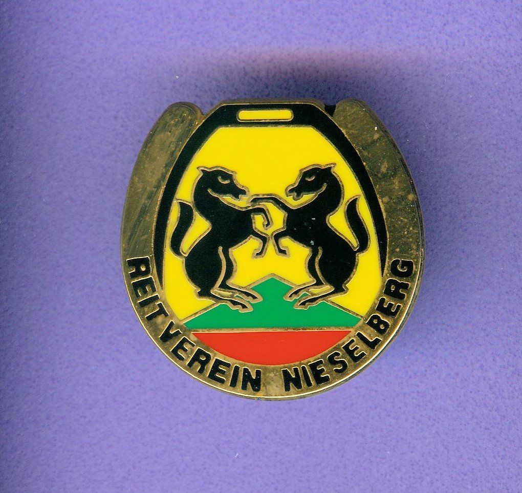 Placchette & Badge: REITVEREIN  NIESELBERG – Usato da Winterthur venduto da Sammleroase