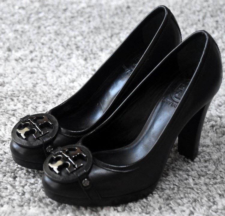 Tory Burch Scarpe da donna: TORY BURCH  Pumps  5,5 - 22 cm – Usato da Collonges venduto da Auganien