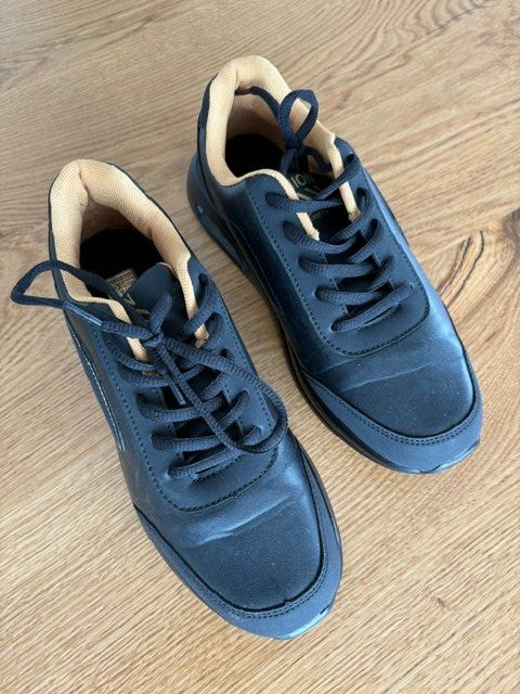 On Chaussures femmes: ON Damenschuh, 2 Paar – Neuf (Voir description) à Wauwil par willibilli 6
