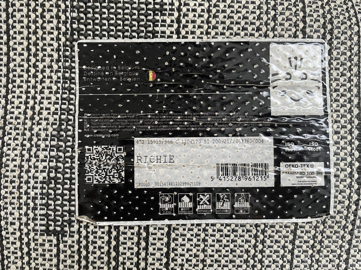 Teppiche: Kinderteppich Zebra rund 120cm  – Gebraucht aus Mönchaltorf von Snoopy2002 1