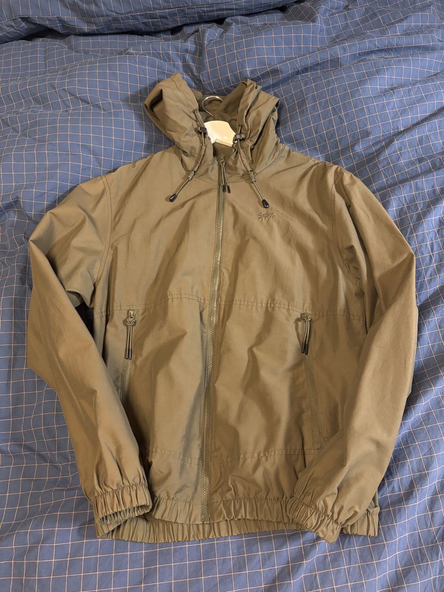 Jacken: Regen-/ Windjacke – Gebraucht aus Zollikofen von Flavn