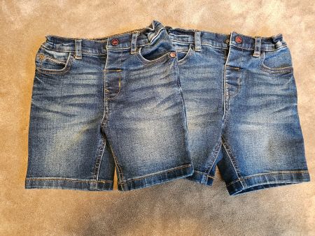 NEXT Kinder Jeans Shorts (2 Stück - 18/24 Monate) [Wie Neu!]
