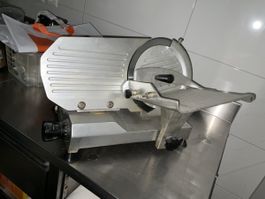 Schneidemaschine Modell F 250 Watt 235 V 220 Hz 50