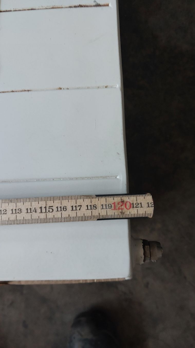 Radiatori: 2x Radiator / Heizkörper – Usato da Siblingen venduto da Bacherach2 4