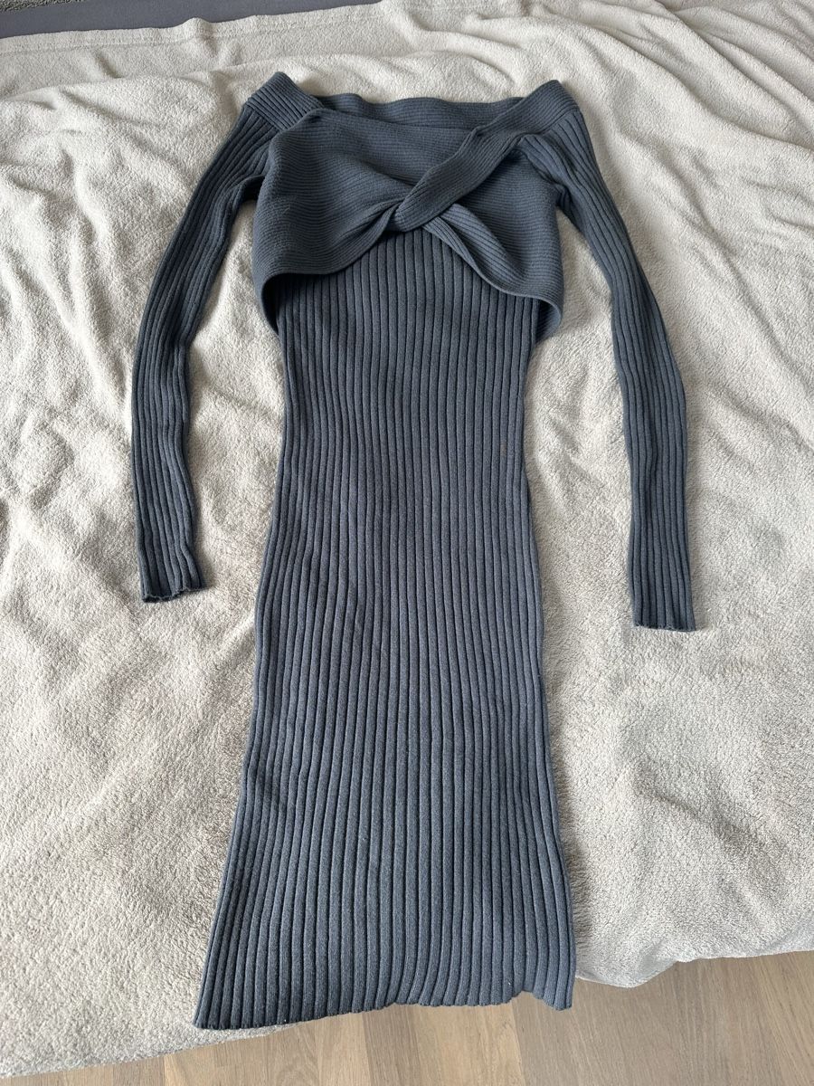 Guess Robes: Guess Strickkleid, Grösse S – D'occasion à Bellmund par Srisi01