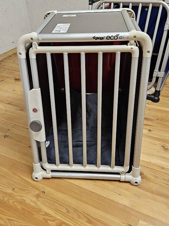 Gabbie, trasporto & Sicurezza: Hundebox 4pets Eco2 M – Usato da Würenlos venduto da Dagdanbi
