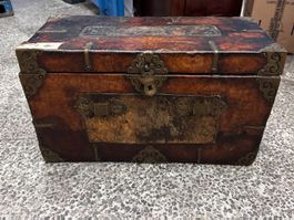 Baule Antico Tibetano