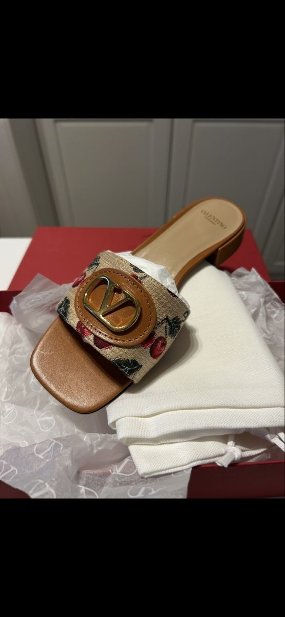 Scarpe da donna: Mules Valentino  – Nuovo e nell'imballaggio originale da Lugnorre venduto da san_8rzj