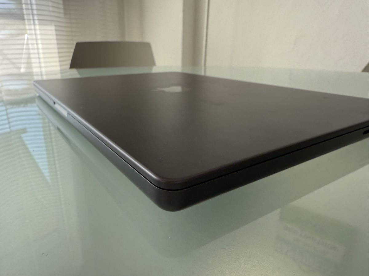 Apple Notebook: Apple MacBook Pro 16-inch, 1TB - Excellent Condition! – Usato da Losone venduto da Misssslucie 4