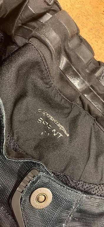 Pantaloni: Shorts vtt différents marques – Usato da Lausanne venduto da luc_8wsj 1