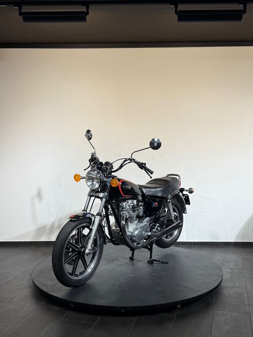 Yamaha Strada: Yamaha XS 650 SE – Usato da Zell LU venduto da .VR46. 7