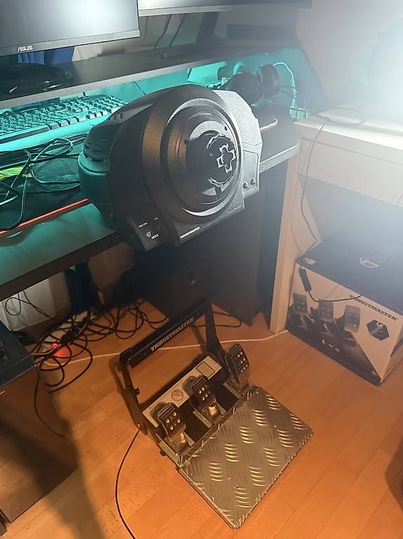 Controller: Thrustmaster T300 Base + T3PA-PRO Pedale – Usato da bachenbülach venduto da G4609 2
