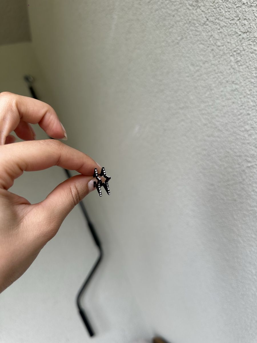 Ohrringe & -stecker: Ohrstecker – Gebraucht aus Volketswil von hal_65hj 1