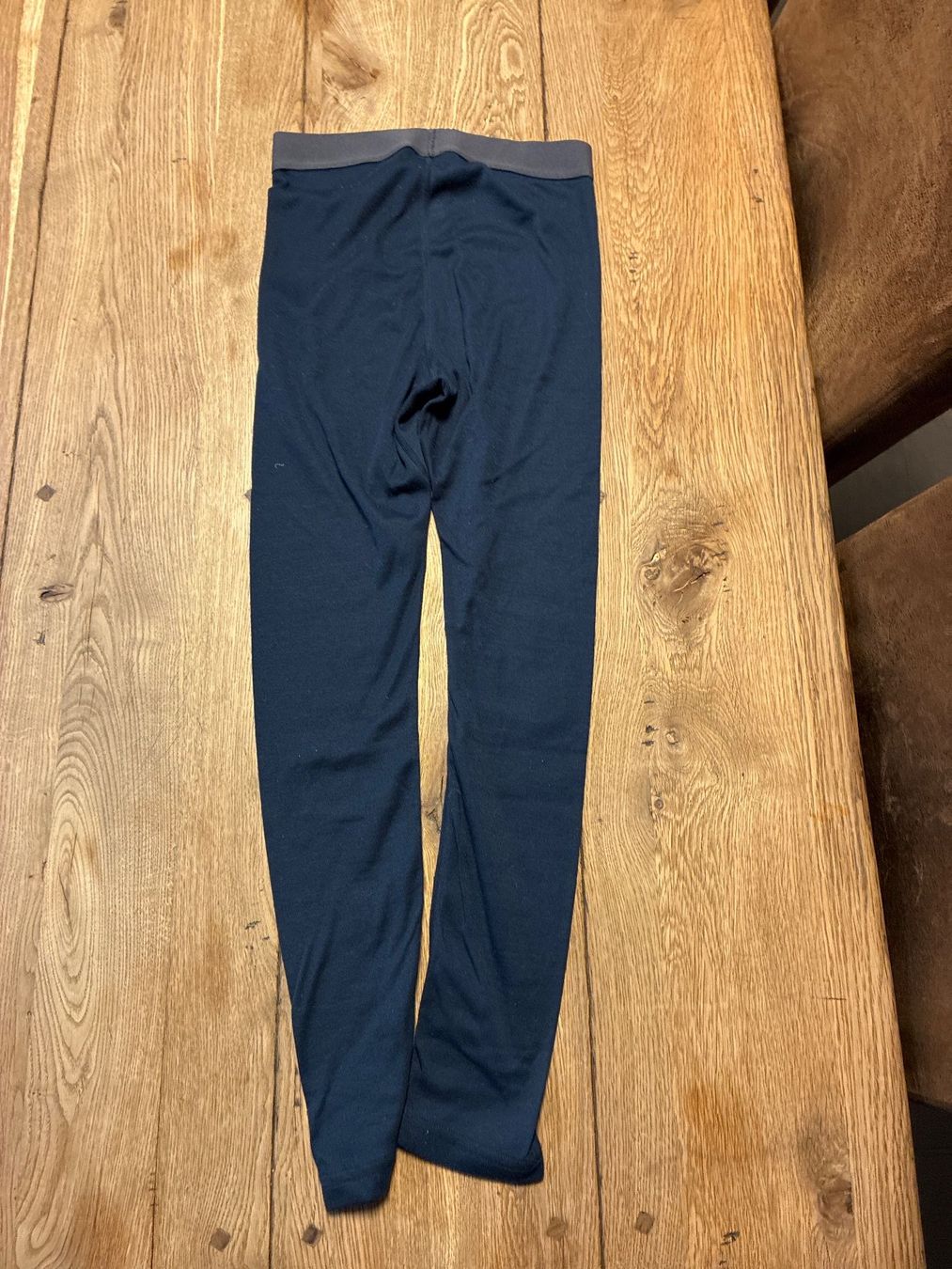 Biancheria intima: CRAFT Junior Thermohose Grösse 134-140 dunkelblau – Usato da Guntershausen venduto da Gloominati 2