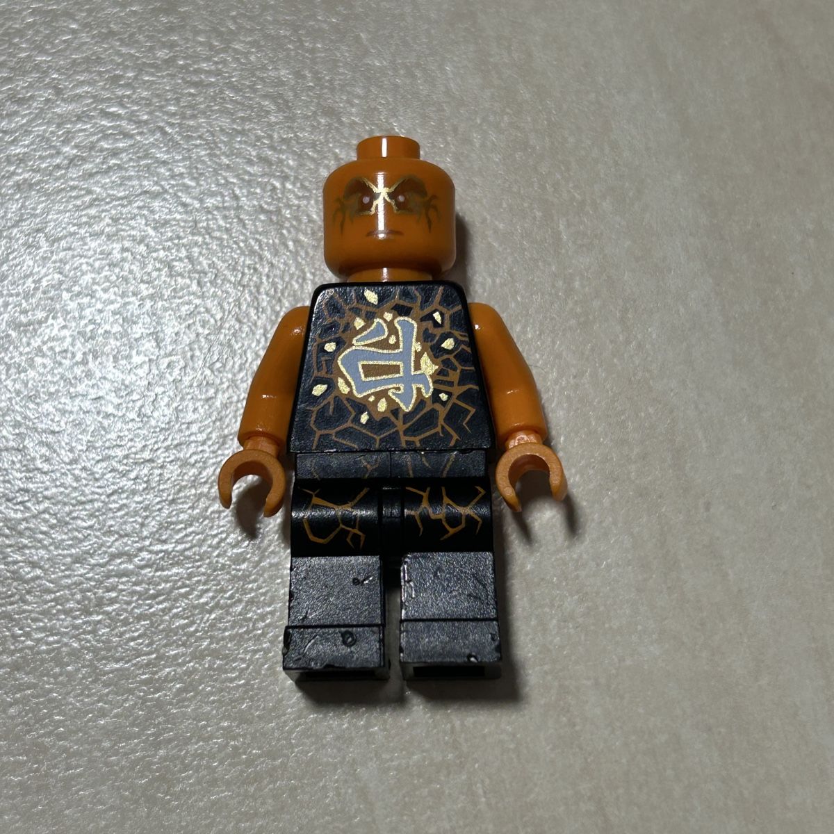 Statuette: Lego Ninjago Cole Airjitzu – Usato da Frasnacht venduto da Leonsss