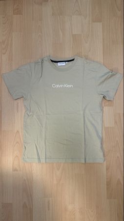 T-shirt Calvin Klein beige taille M
