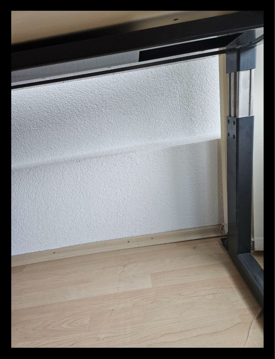 Schreibtische: Büro / Schreibtisch  - Ab 1.- CHF – Gebraucht aus Fischbach-Göslikon von Donjzh 2