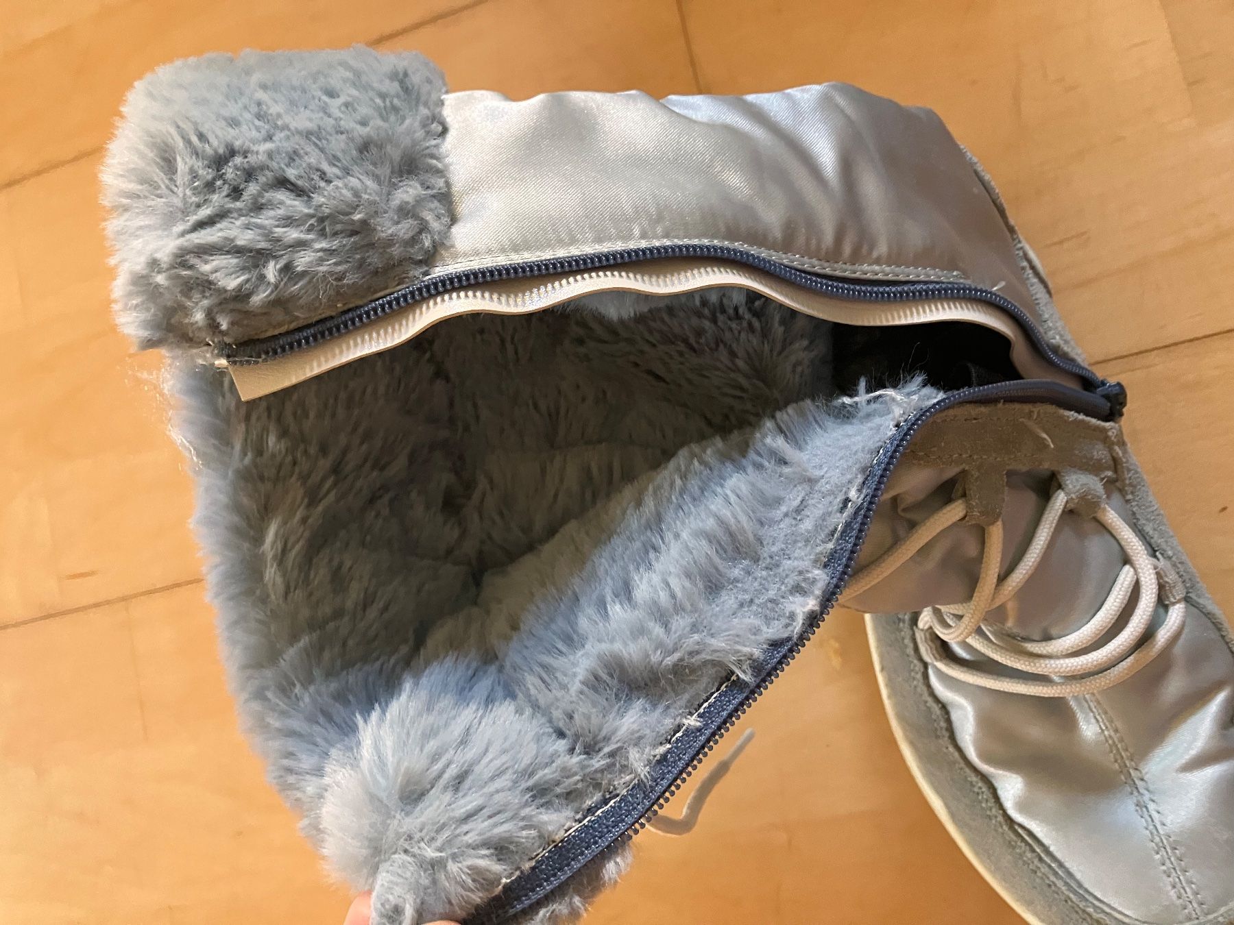 Schuhe für Mädchen: Winterstiefel – Gebraucht aus Esslingen von 2ze 5