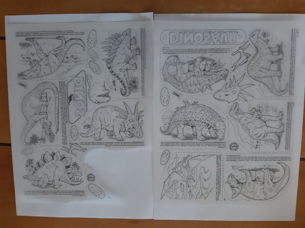 Baker Ross Dinosaurier Schrumpffolie - 8 Stück Schlüsselanhänger Zum Bemalen