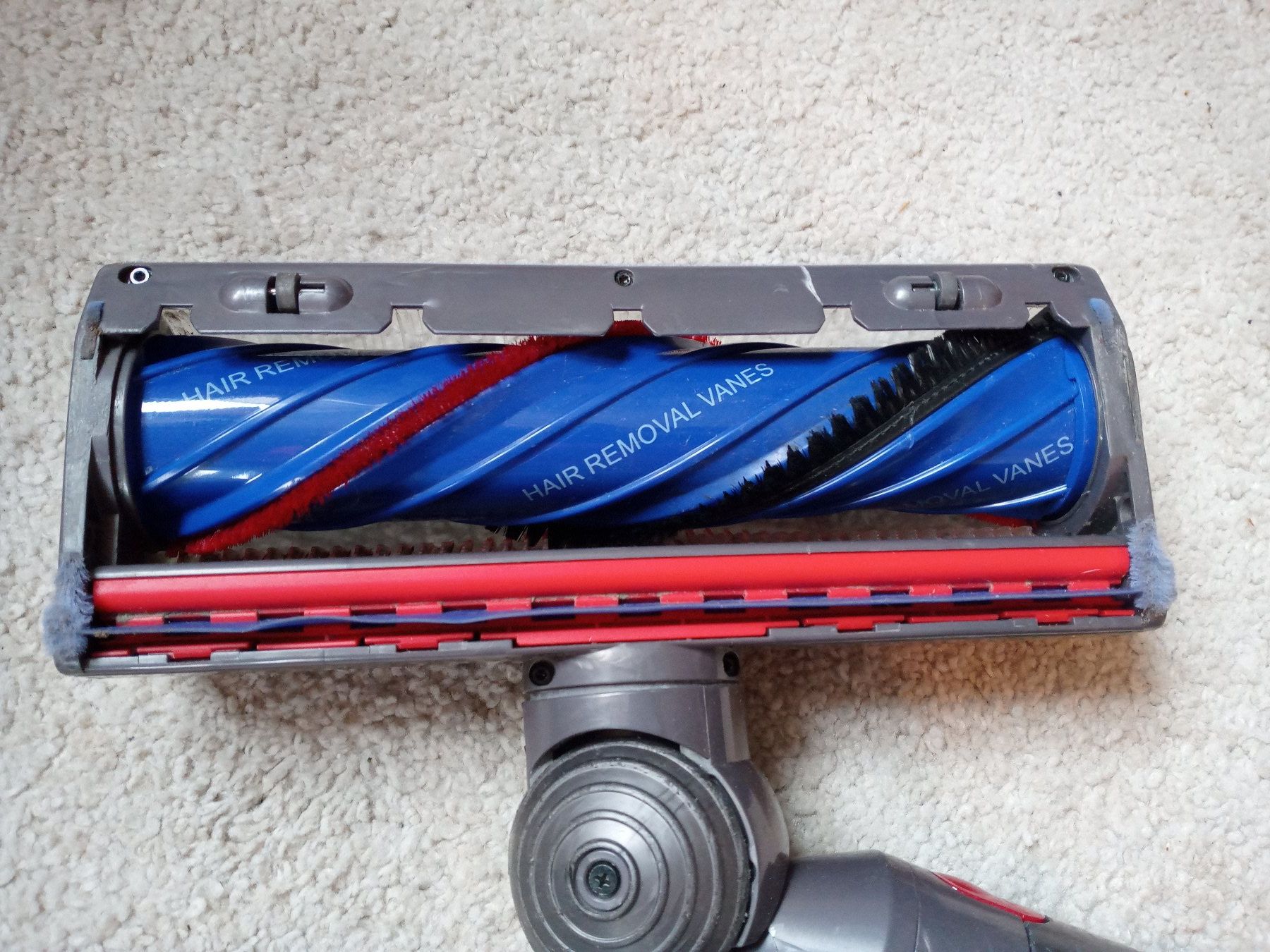 Dyson Aspirateurs & Accessoires: Handstaubsauger Dyson V8 – D'occasion à Prez-vers-Siviriez par Monija70 4