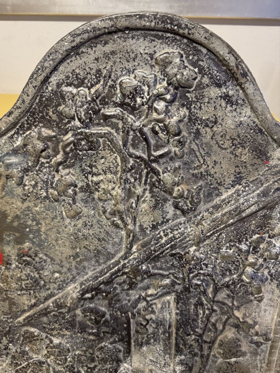 Camini: Antikes Kaminplate aus Guss  – Usato da Schlieren venduto da Freundlich02 2