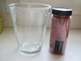 VASE AVEC DECORATION NEUFS