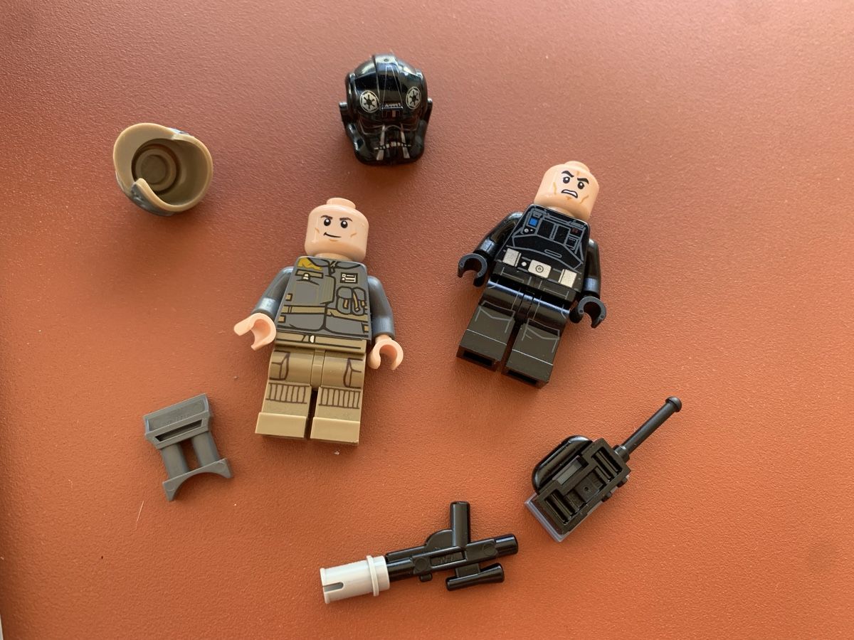 Lego Giocattoli: LEGO Star Wars Set 75154 TIE Striker ab 1.- – Usato da Steinhausen venduto da yzos 2