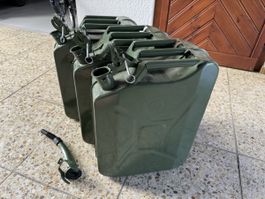 Benzinkanister 20 Liter inkl. Stutzen