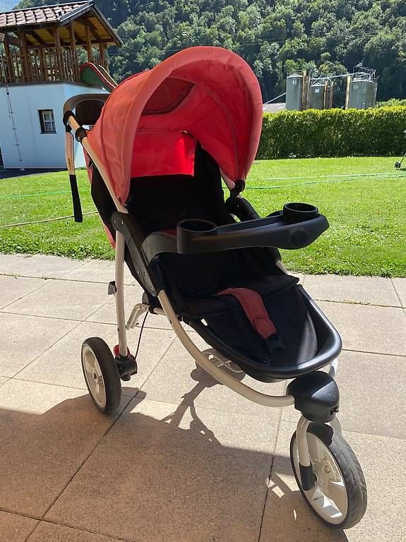 Kinderwagen: Poussette à donner – Gebraucht aus Massongex von von_xh69
