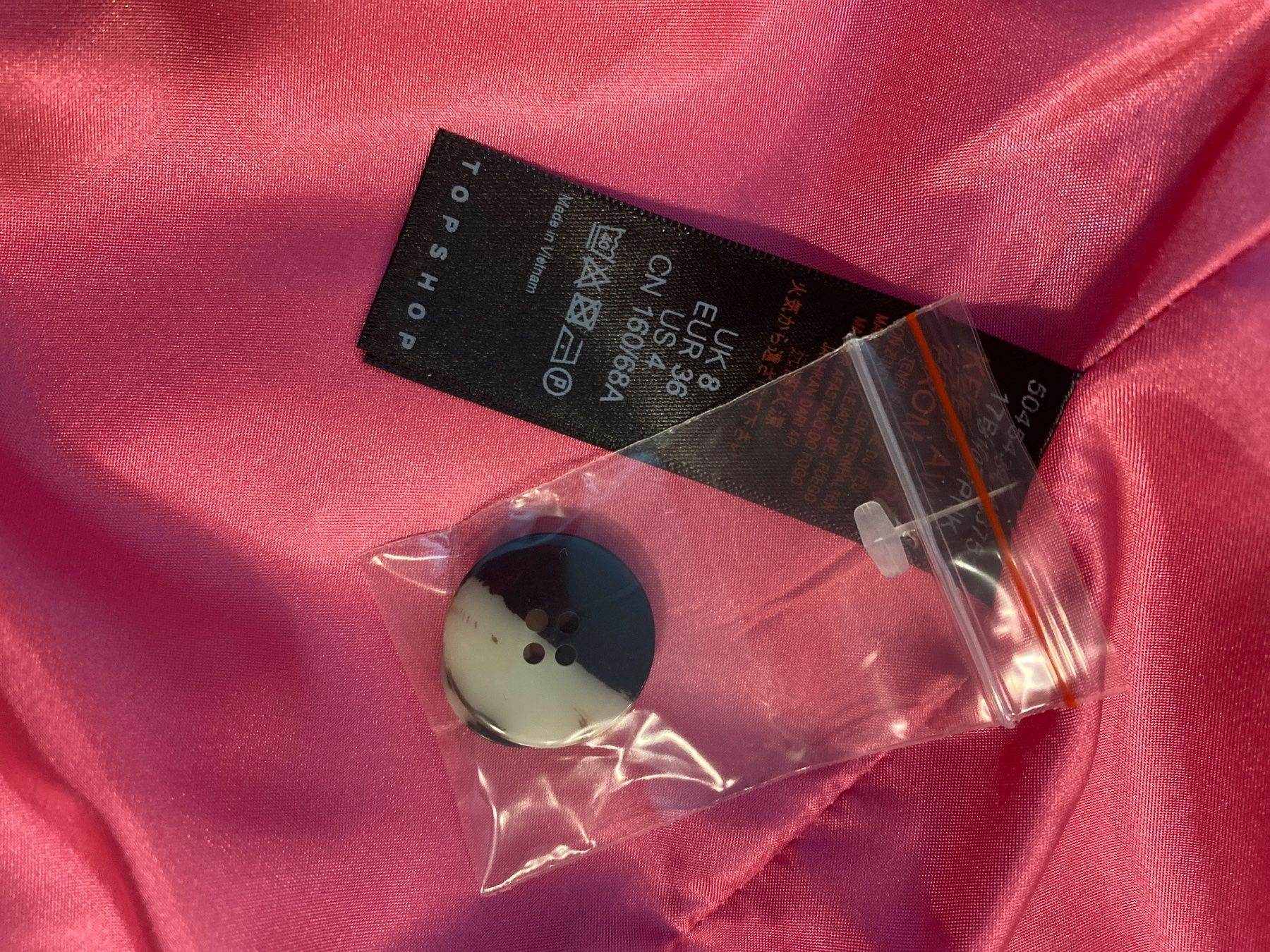 Topshop Jacken: Blazer Top Shop – Neu und originalverpackt aus Zürich von lcl_r88r 4