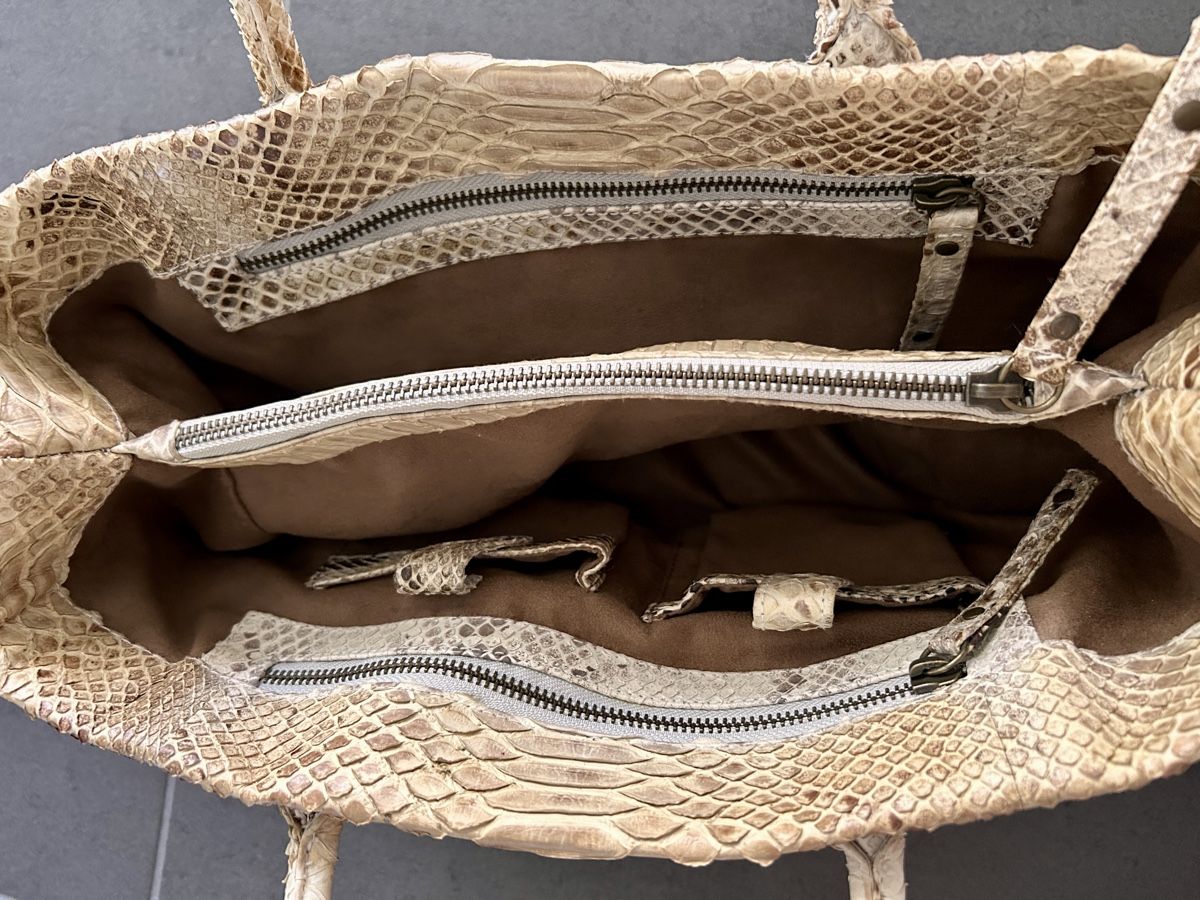 Sacs femmes: Handtasche Beige Krokodil Leder echt – D'occasion à Egliswil par anbe8 4