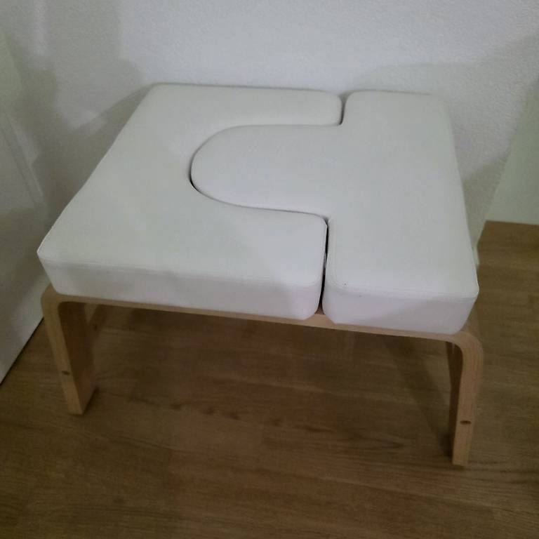 Vélos d'appartement: Banc de YOGA multifonctions,  non utilisé, NEUF  – Neuf avec emballage d'origine à Orbe par Adaline.64