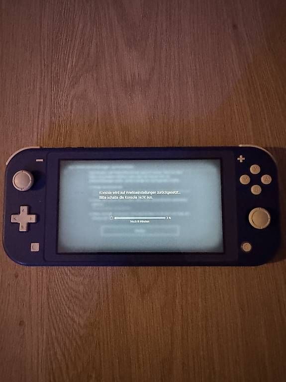 Giochi: Nintendo Switch Lite + Pokémon Strahlender Diamant. 160.? VB – Usato da St. Gallen venduto da RubenPF 1