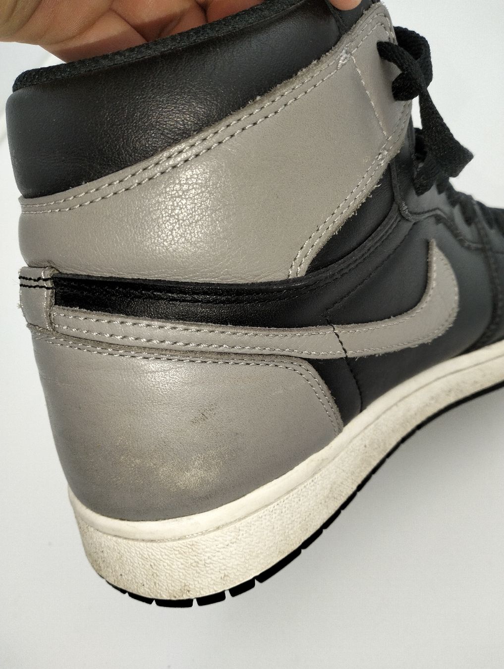 Jordan Scarpe da uomo: Nike Air Jordan 1 Retro High – Usato da Widnau venduto da Snkrs.sales 5