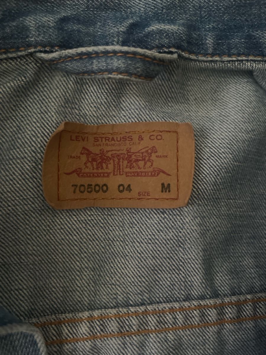 Levi's Giacche: Levi’s Damen jeansjacke – Usato da zürich venduto da blume8888 1