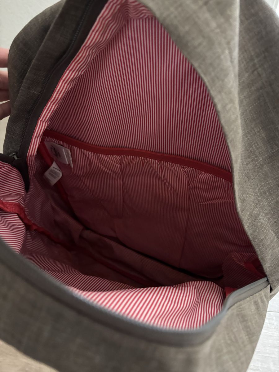 Herschel Zaini: Sac à dos  – Usato da Chapelle-s-Moudon venduto da vanesso 2