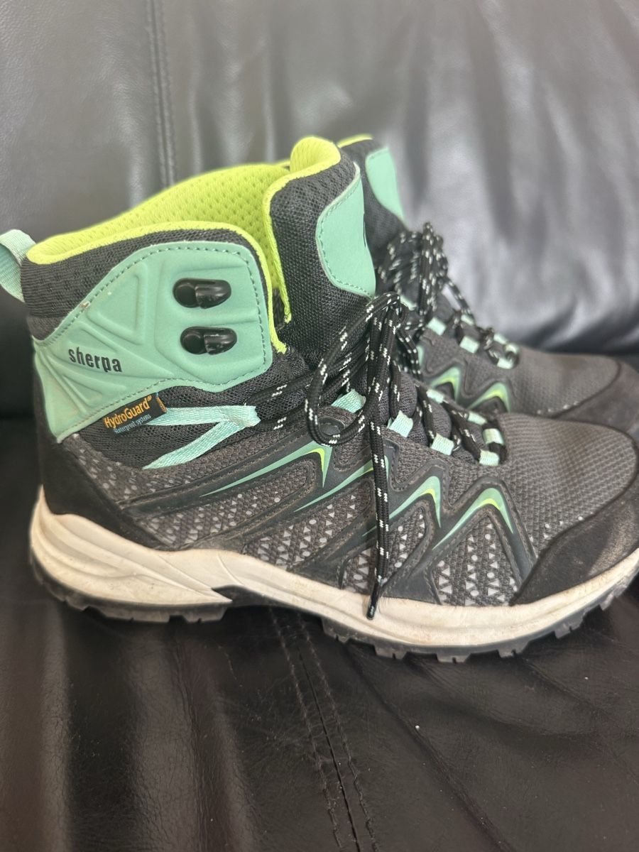 Chaussures hommes: Wanderschuhe Grösse 40 – Neuf (Voir description) à Mollis par kerns83