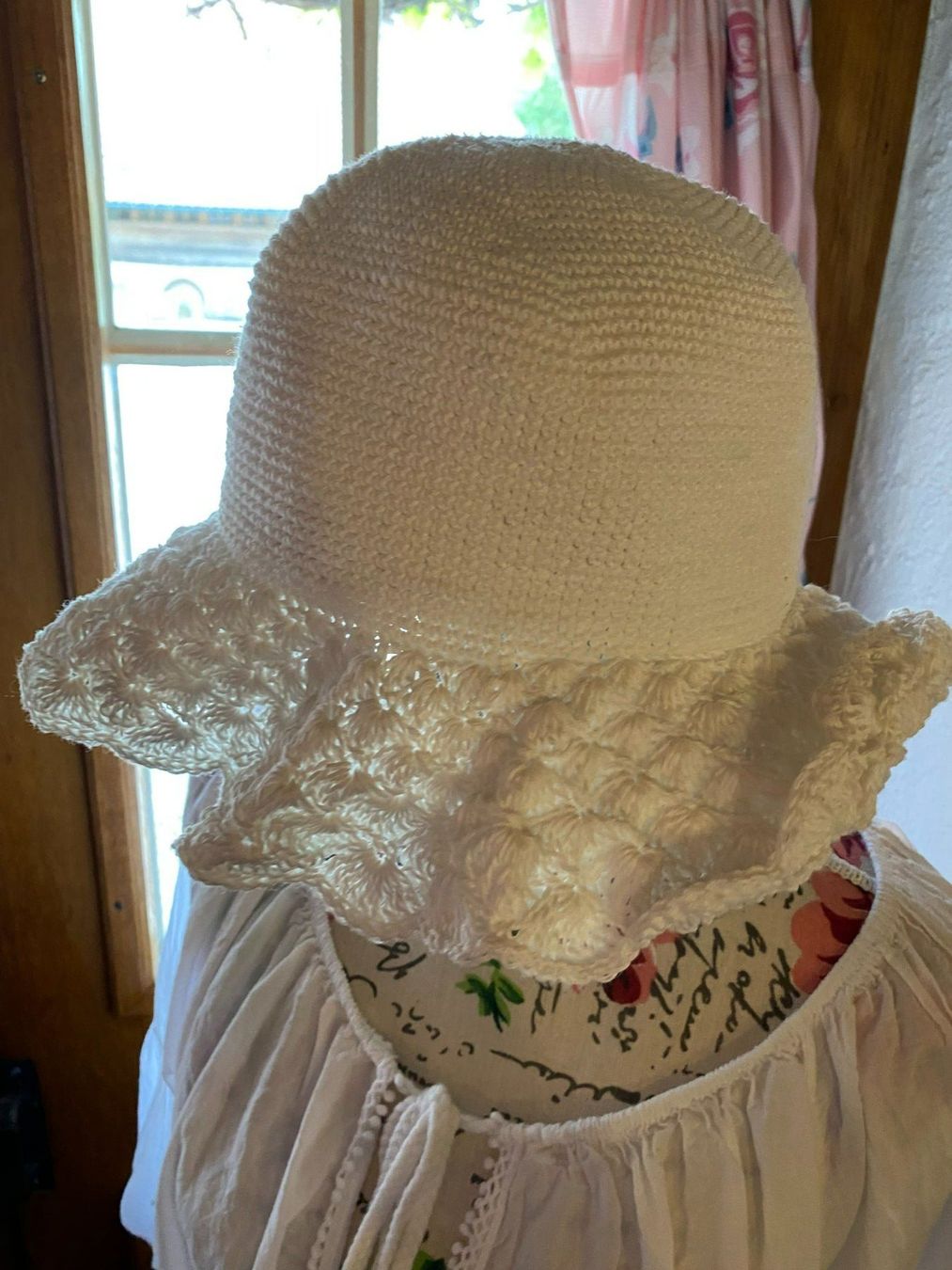 Copricapi, berretti & cappellini: DAMEN SOMMERHUT-VINTAGE-EINZELSTÜCK – Nuovo e nell'imballaggio originale da Meienried venduto da ManuelaBoutique 1