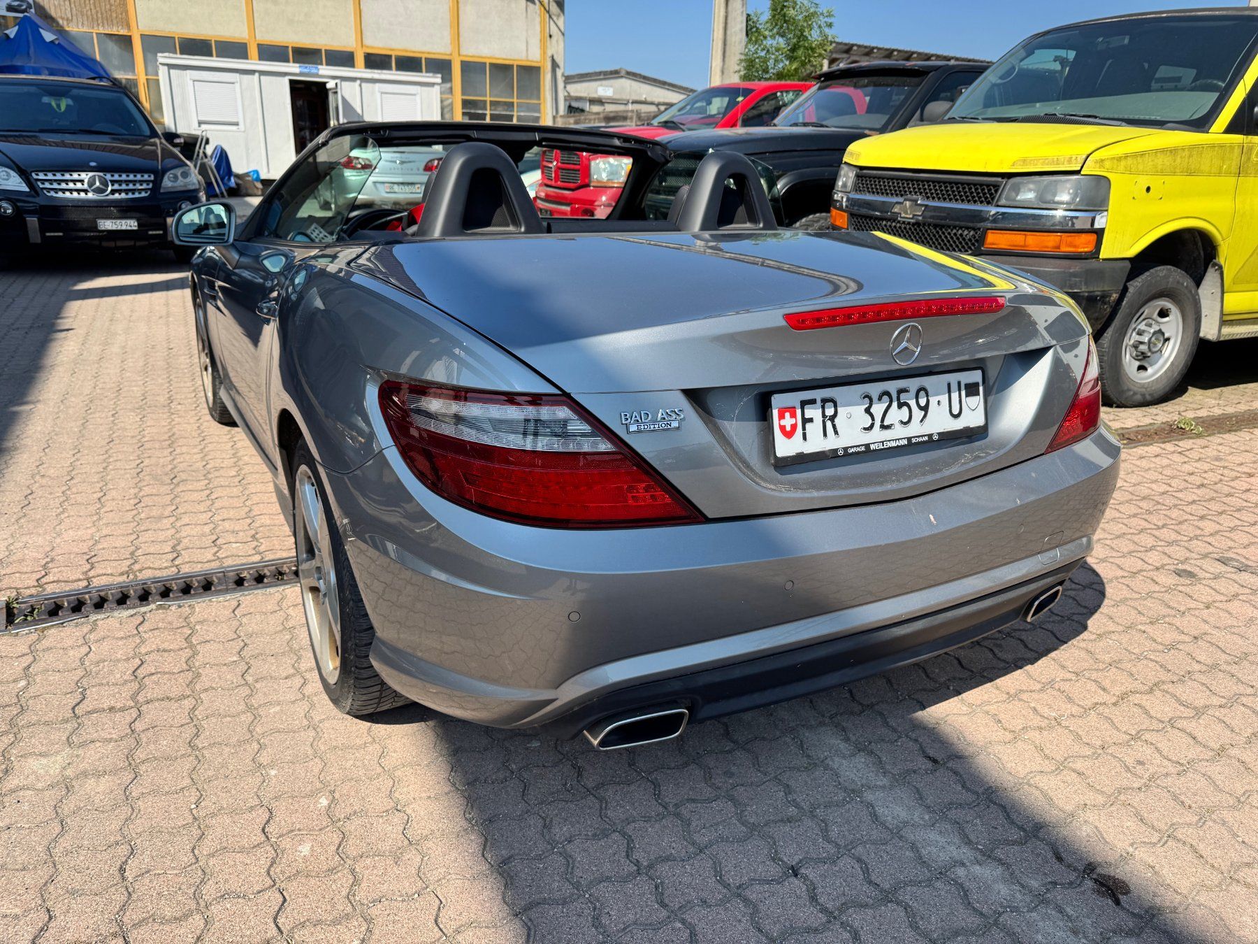 Mercedes-Benz Automobili: MERCEDES SLK 200 CABRIO - EINTAUSCH MÖGLICH – Usato da Avenches venduto da BOOTTRANSPORTE 1