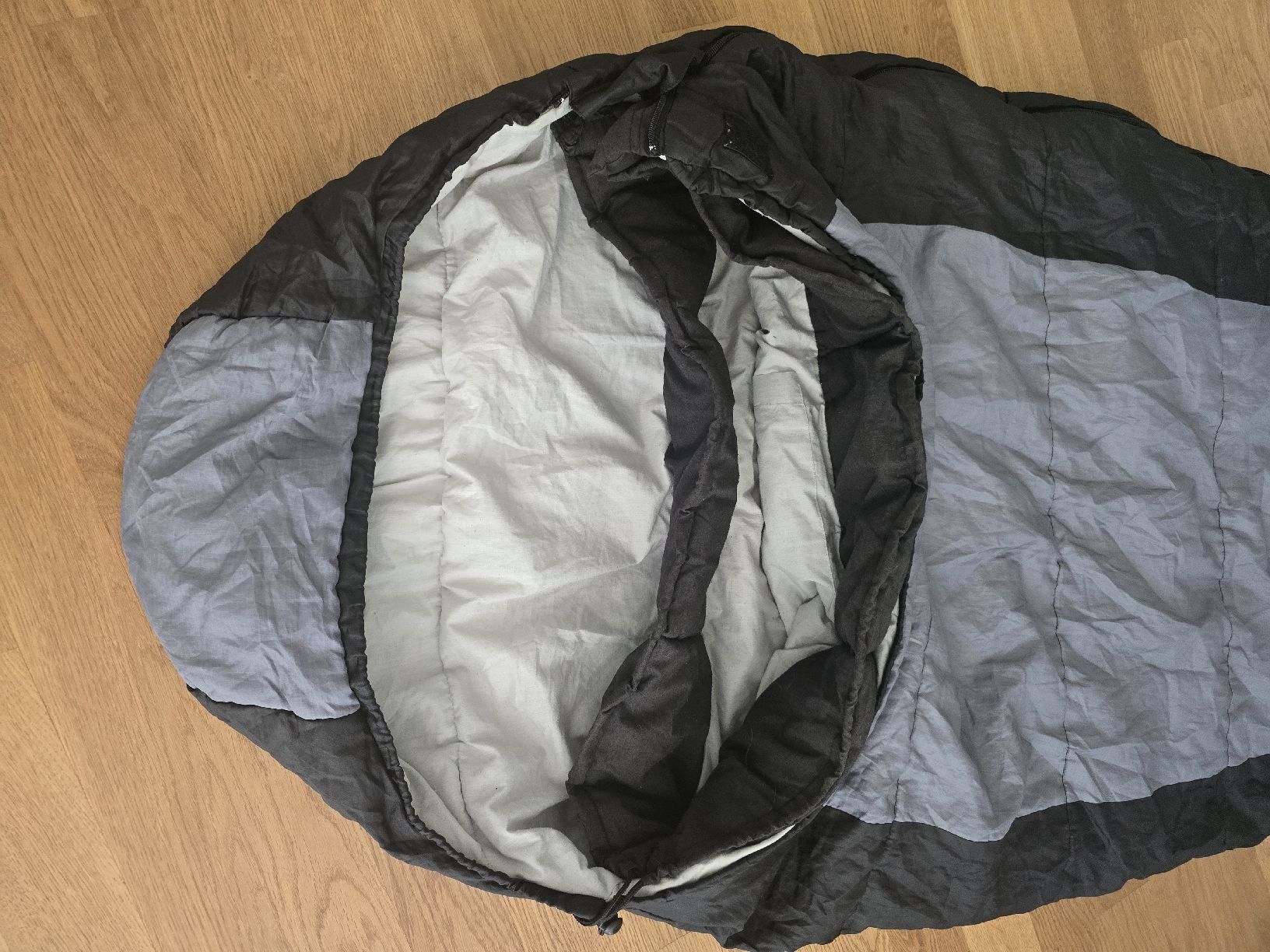 Sacs de couchage: Sac de couchage Vango Nitestar 220cm bon état – D'occasion à BERN par froggyinternationale 2