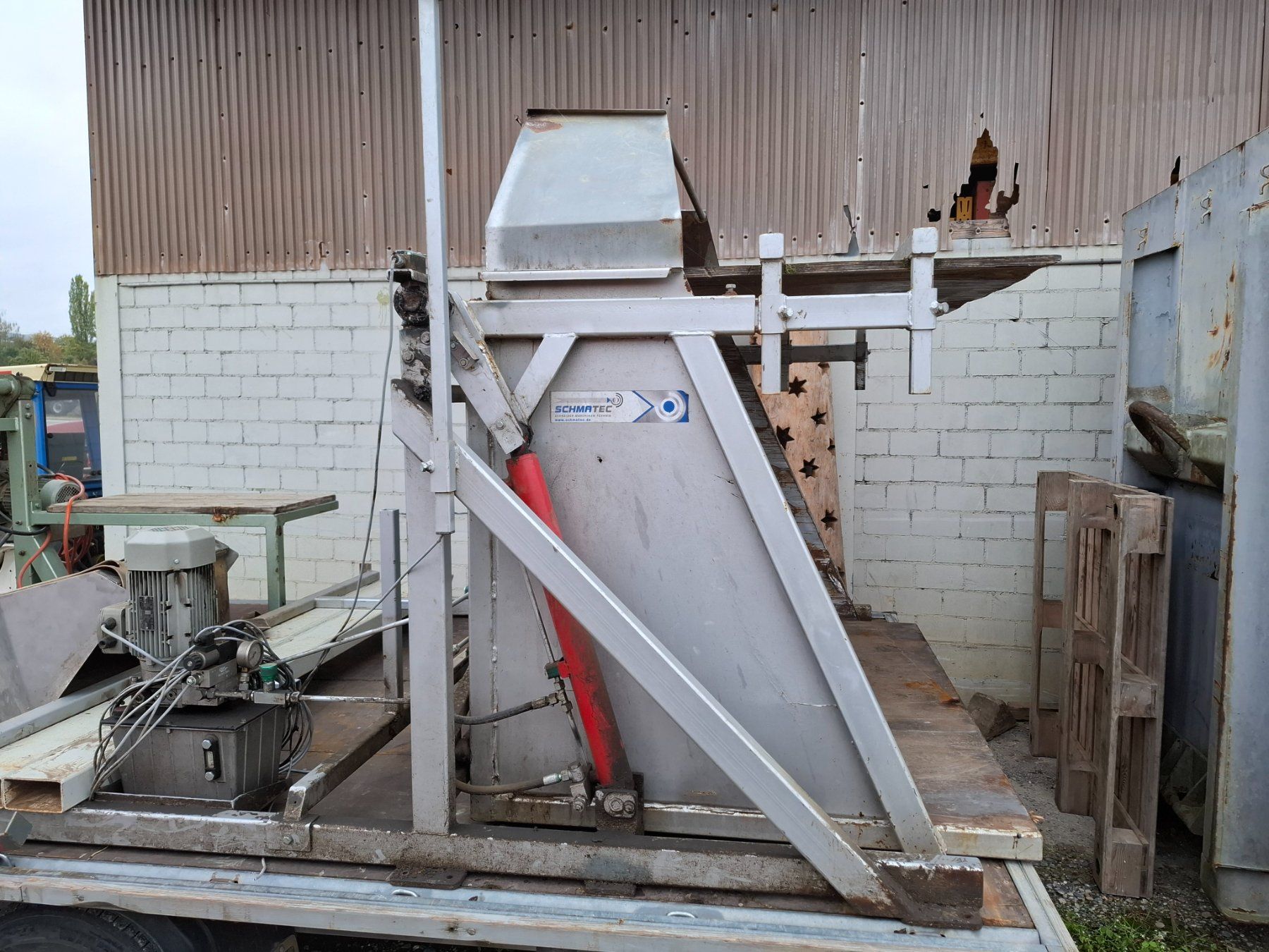 Tutte le macchine: Schmatec Kistenkipper – Usato da Fehraltorf venduto da Rolispeck 1